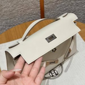 Hermes Kelly Pochette Handmade In Swift Calfskin Leather Silver Hardware 10 Craie - Image 9