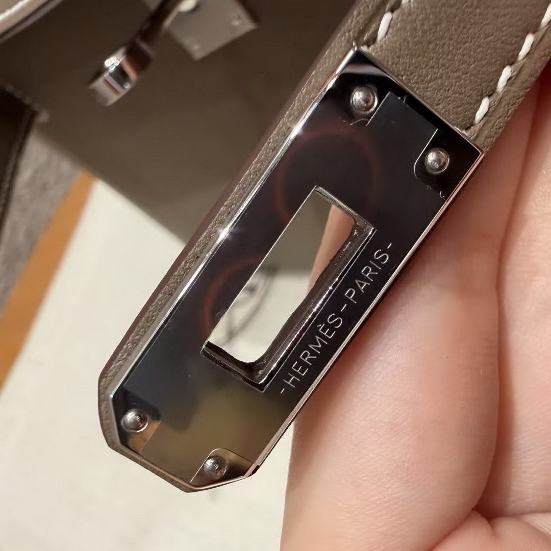 Hermes Kelly Pochette Handmade In Swift Calfskin Leather Silver Hardware 18 Etoupe - Image 13