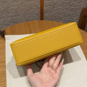 Hermes Kelly Pochette Handmade In Swift Calfskin Leather Silver Hardware 9D Jaune Amber - Image 10