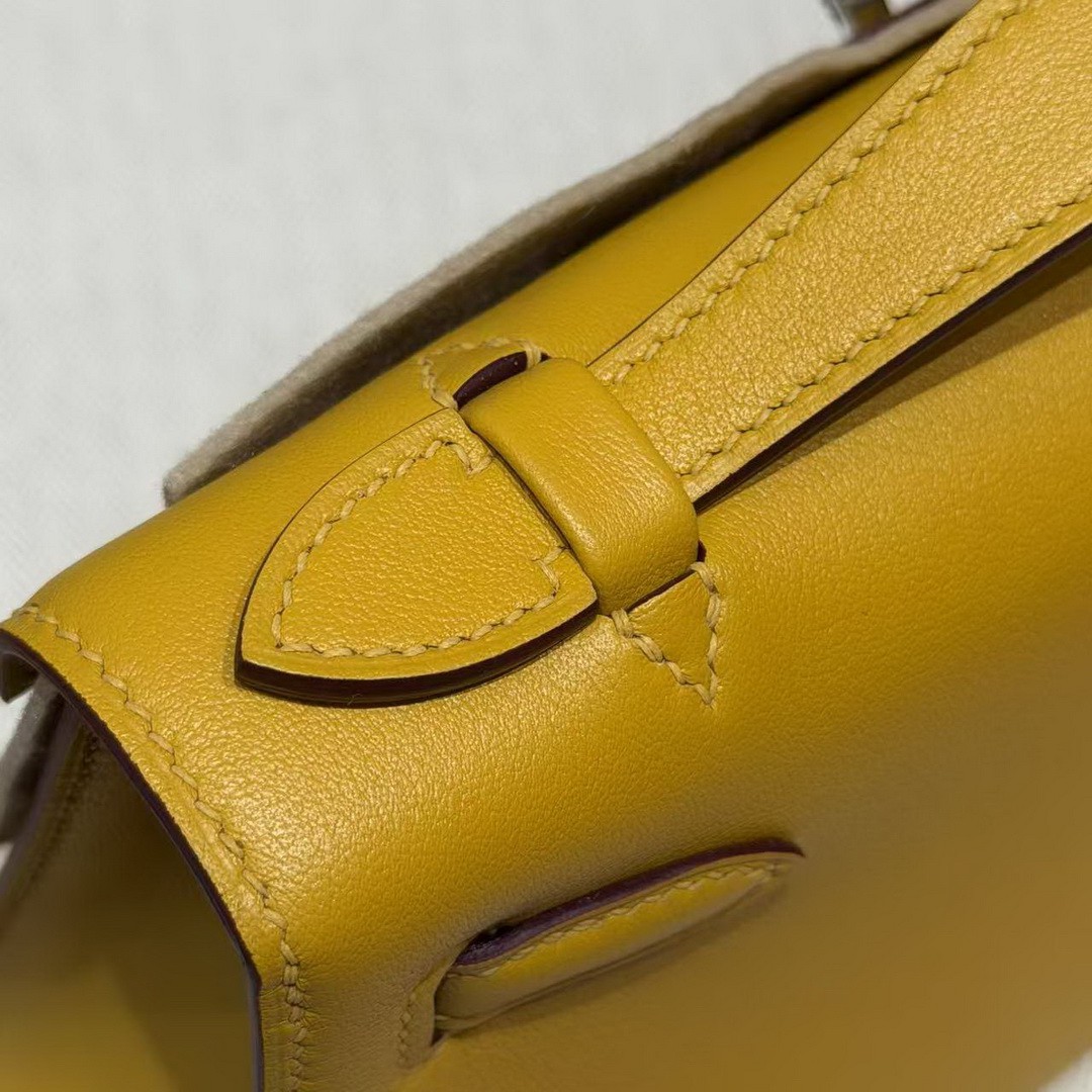 Hermes Kelly Pochette Handmade In Swift Calfskin Leather Silver Hardware 9D Jaune Amber - Image 3