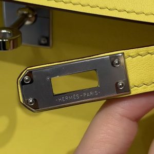 Hermes Kelly Pochette Handmade In Swift Calfskin Leather Silver Hardware 9R Lime - Image 13