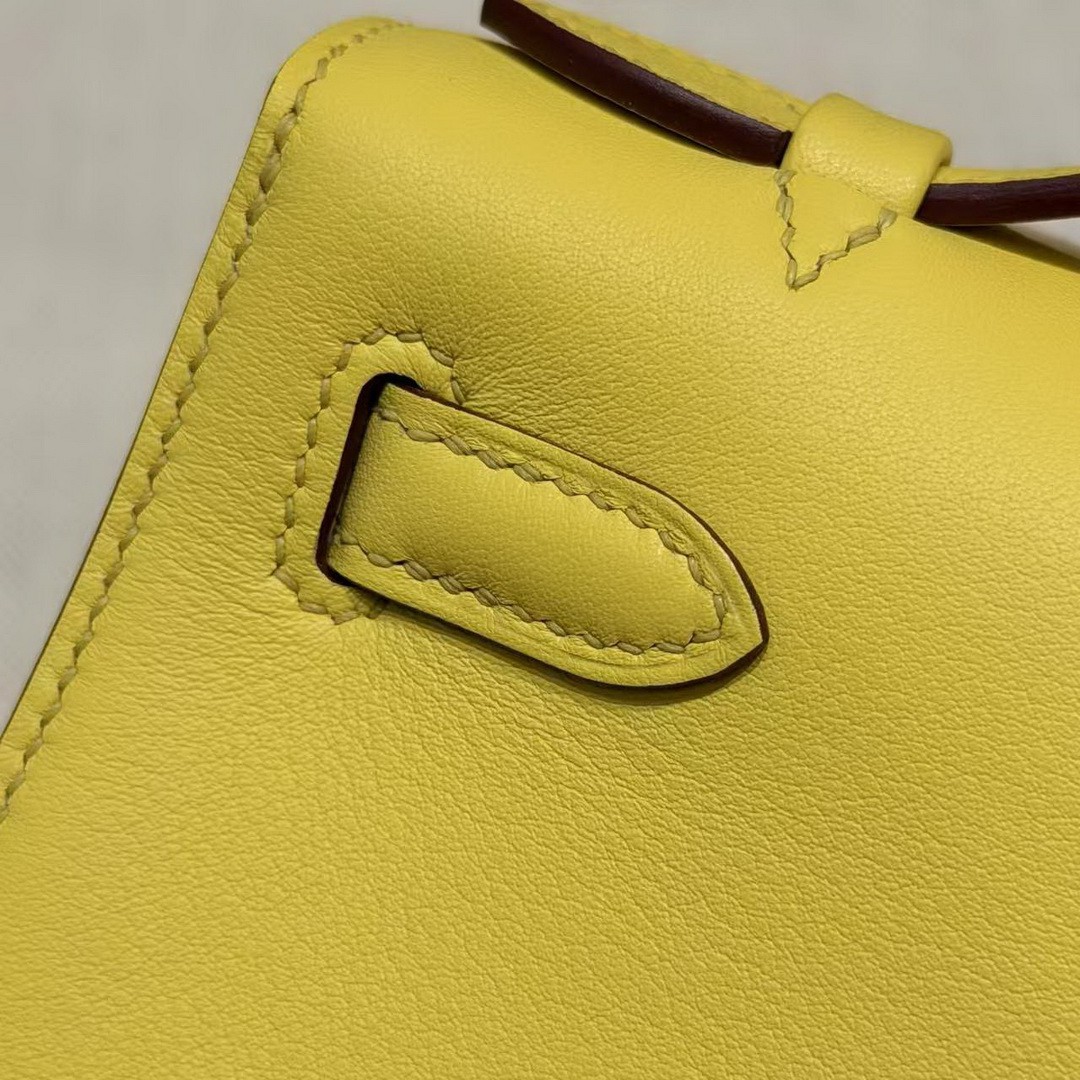Hermes Kelly Pochette Handmade In Swift Calfskin Leather Silver Hardware 9R Lime - Image 4