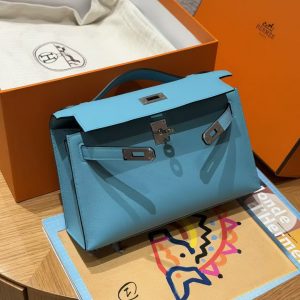 Hermes Kelly Pochette Handmade In Swift Calfskin Leather from Silver Hardware P3 Blue de Nord - Image 3