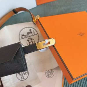 Hermes Kelly Pocket 18 Belt Epsom Calfskin Kelly Buckle Permabrass Yellow Gold Noir H081120CC89 - Image 7