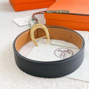Hermes Luck Belt Buckle & Reversible Leather Strap 38 mm Epsom Calfskin Brushed Permabrass Buckle Yellow Gold Noir Gold - Image 3