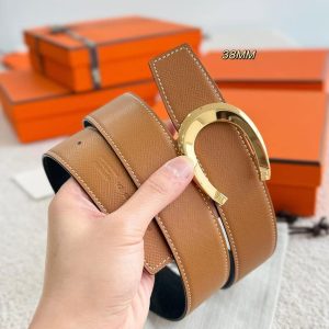 Hermes Luck Belt Buckle & Reversible Leather Strap 38 mm Epsom Calfskin Brushed Permabrass Buckle Yellow Gold Noir Gold - Image 5
