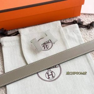 Hermes Mini Constance Guillochee Belt Buckle & Reversible Leather Strap 24 mm Swift and Epsom Calfskin Étoupe Blanc - Image 10