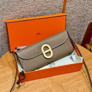 Hermes Maillon To Go Wallet Handmade In Epsom Calfskin Leather Gold Hardware ck18 Etoupe - Image 3