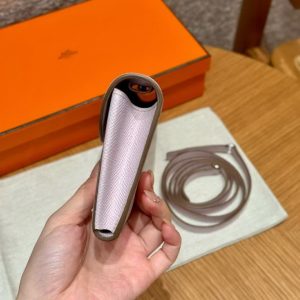 Hermes Maillon To Go Wallet Handmade In Epsom Calfskin Leather Silver Hardware 09 Mauve Pale - Image 14