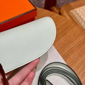 Hermes Maillon To Go Wallet Handmade In Epsom Calfskin Leather Silver Hardware OZ Vert Fizz - Image 8