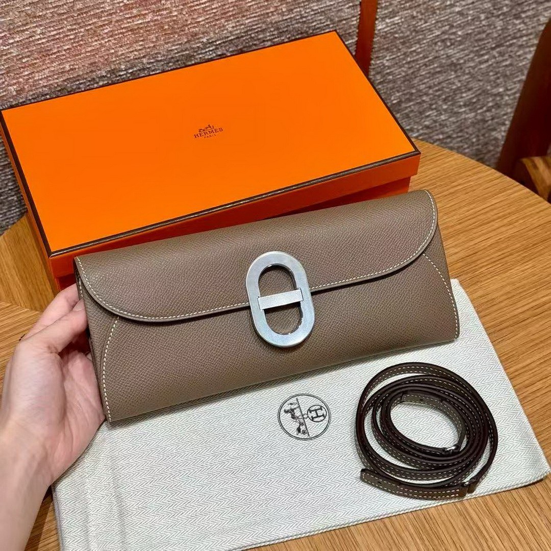 Hermes Maillon To Go Wallet Handmade In Epsom Calfskin Leather Silver Hardware ck18 Etoupe