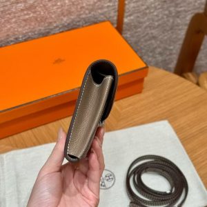 Hermes Maillon To Go Wallet Handmade In Epsom Calfskin Leather Silver Hardware ck18 Etoupe - Image 16