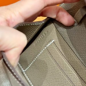 Hermes Maillon To Go Wallet Handmade In Epsom Calfskin Leather Silver Hardware ck18 Etoupe - Image 6