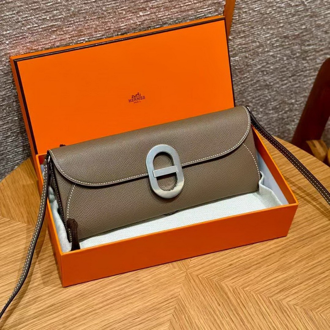 Hermes Maillon To Go Wallet Handmade In Epsom Calfskin Leather Silver Hardware ck18 Etoupe - Image 4