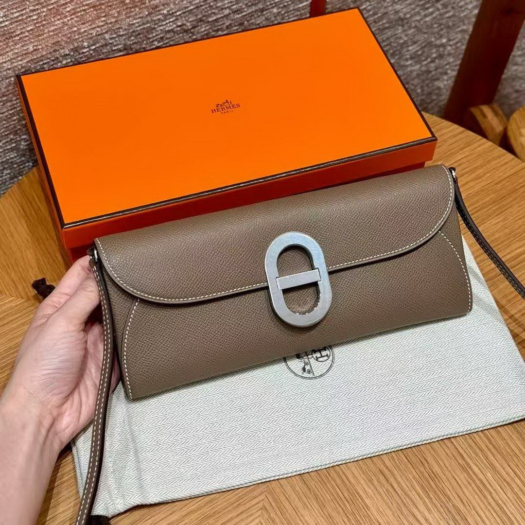 Hermes Maillon To Go Wallet Handmade In Epsom Calfskin Leather Silver Hardware ck18 Etoupe - Image 3