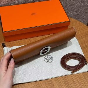 Hermes Maillon To Go Wallet Handmade In Epsom Calfskin Leather Silver Hardware ck37 Gold - Image 13