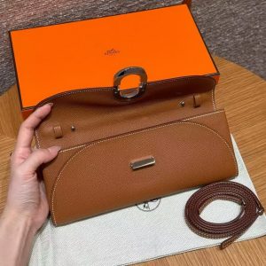 Hermes Maillon To Go Wallet Handmade In Epsom Calfskin Leather Silver Hardware ck37 Gold - Image 9