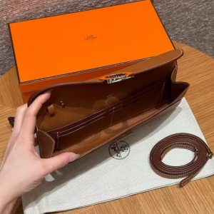Hermes Maillon To Go Wallet Handmade In Epsom Calfskin Leather Silver Hardware ck37 Gold - Image 8