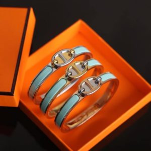 Hermes Mini Clic Chaine d'Ancre Bracelet Plain Enamel Yellow Gold Bleu Polaire H209000F 8XPM - Image 7