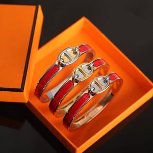 Hermes Mini Clic Chaine d'Ancre Bracelet Plain Enamel Yellow Gold Rouge Amarante H209000F 94PM - Image 8