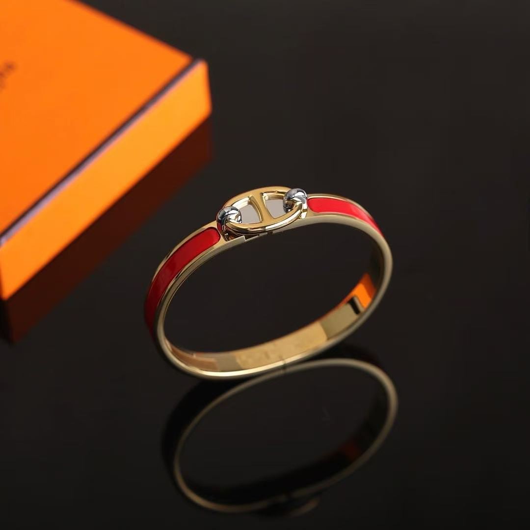 Hermes Mini Clic Chaine d'Ancre Bracelet Plain Enamel Yellow Gold Rouge Amarante H209000F 94PM - Image 5