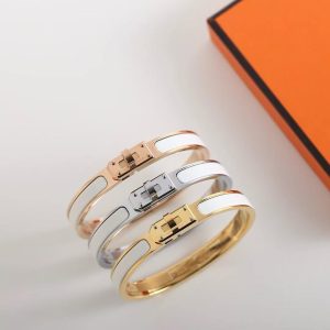 Alternative view of Hermes Mini Clic Kelly Bracelet Plain Enamel Rose Gold Crème H200004FO85GM