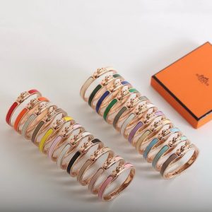 Hermes Mini Clic Kelly Bracelet Plain Enamel Rose Gold Crème H200004FO85GM - Image 8