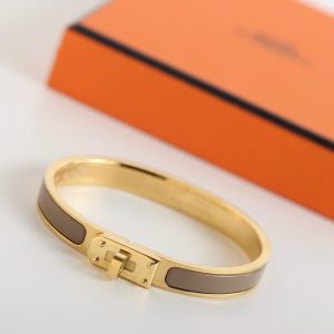 Hermes Mini Clic Kelly Bracelet Plain Enamel Rose Gold Étoupe H200004FO6EGM - Image 8