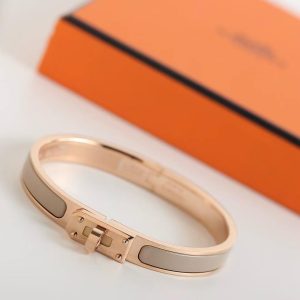 Hermes Mini Clic Kelly Bracelet Plain Enamel Rose Gold Marron Glacé H200004FO19GM - Image 8