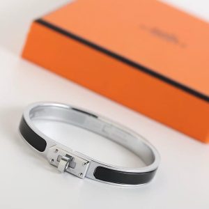 Hermes Mini Clic Kelly Bracelet Plain Enamel Rose Gold Noir H200004FO01GM - Image 9