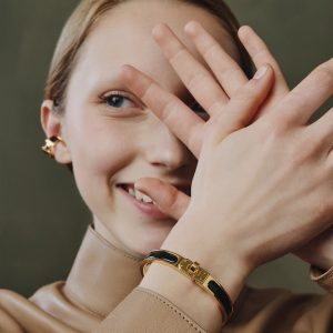 Hermes Mini Clic Kelly Bracelet Plain Enamel Rose Gold Noir H200004FO01GM - Image 3
