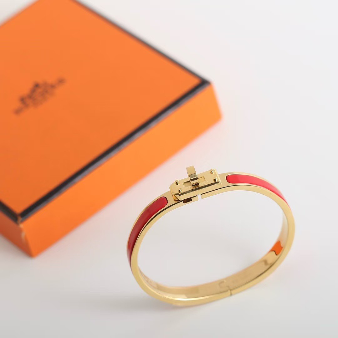 Hermes Mini Clic Kelly Bracelet Plain Enamel Yellow Gold Rouge Amarante H200004F 94GM - Image 9