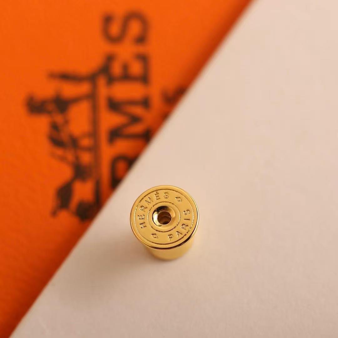 Hermes Mini Maillon Earrings Lacquered Metal Rose Gold Noir H100052FO03 - Image 9