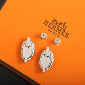 Hermes Mini Maillon Earrings Lacquered Metal Silver Rose Candeur H100052FPD2 - Image 4