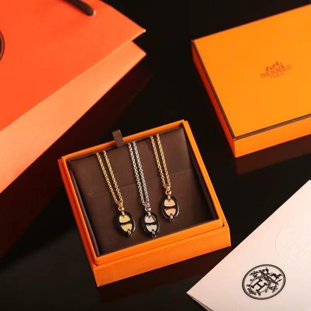 Hermes Mini Maillon Pendant Necklace Rose Gold Noir H100053FO03 - Image 13