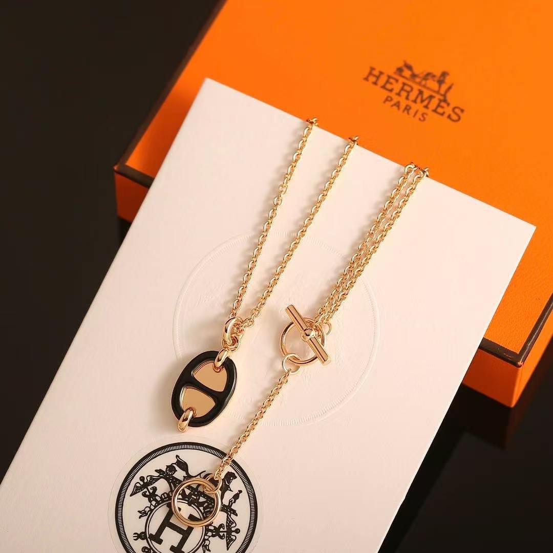 Hermes Mini Maillon Pendant Necklace Rose Gold Noir H100053FO03 - Image 9