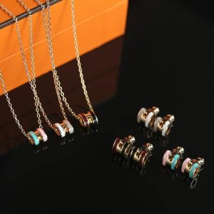 Alternative view of Hermes Mini Pop H Rocabar Earrings Lacquered Metal Rose Gold Système H100065FOB2