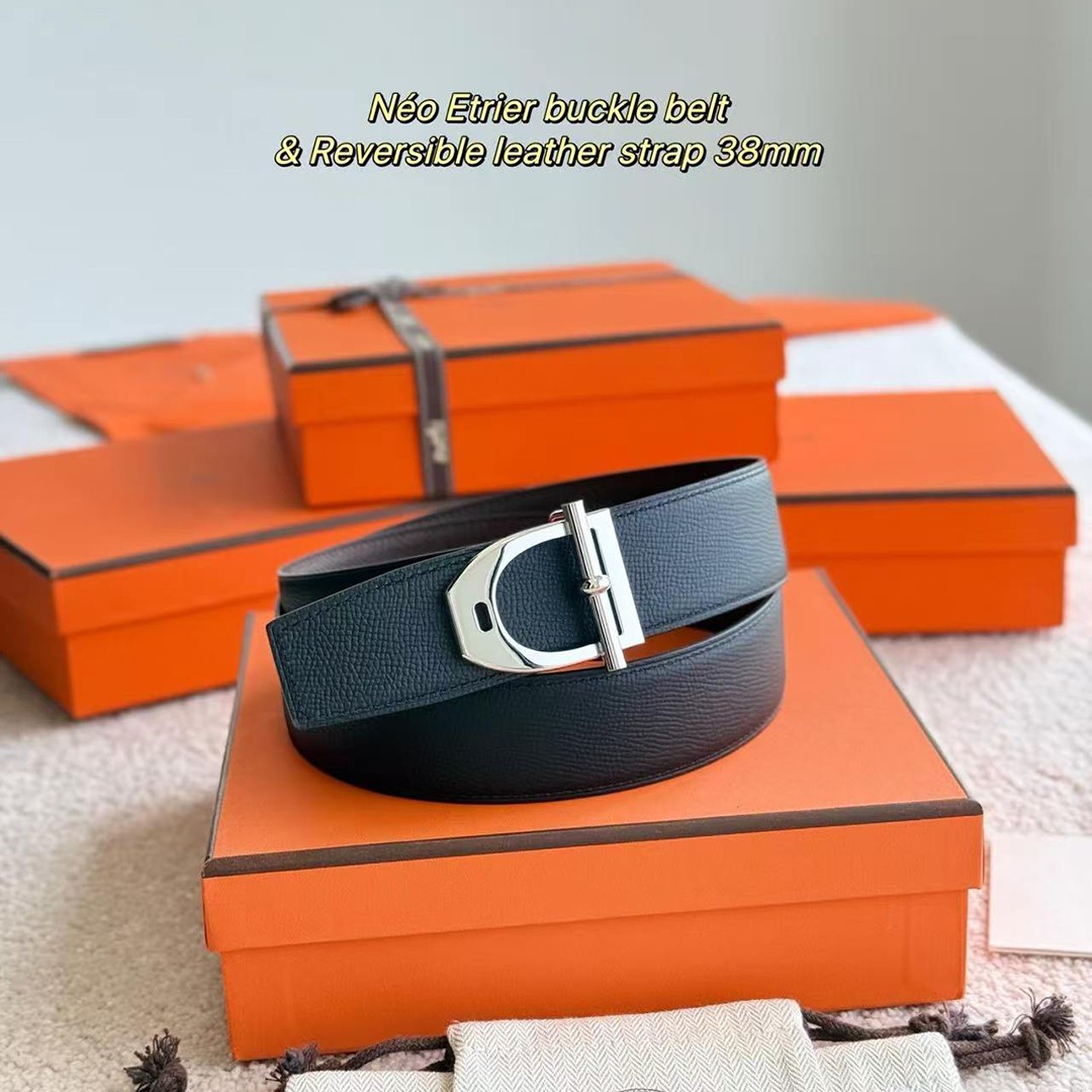 Hermes Neo Etrier Belt Buckle & Reversible Leather Strap 38 mm Epsom Calfskin Permabrass Buckle Yellow Gold Noir Chocolat - Image 5