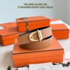 Hermes Neo Etrier Belt Buckle & Reversible Leather Strap 38 mm Epsom Calfskin Permabrass Buckle Yellow Gold Noir Gold