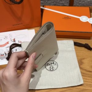 Hermes New H Passant Compact Wallet Handmade In Epsom Calfskin Leather 10 Craie - Image 8