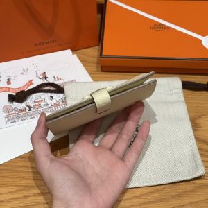 Hermes New H Passant Compact Wallet Handmade In Epsom Calfskin Leather i8 Jaune Milton - Image 12
