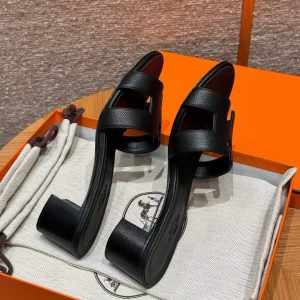 Hermes Oasis Sandal Women High Heel Sandal in Epsom Heritage Calfskin Black - Image 18