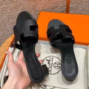 Hermes Oasis Sandal Women High Heel Sandal in Epsom Heritage Calfskin Black - Image 14