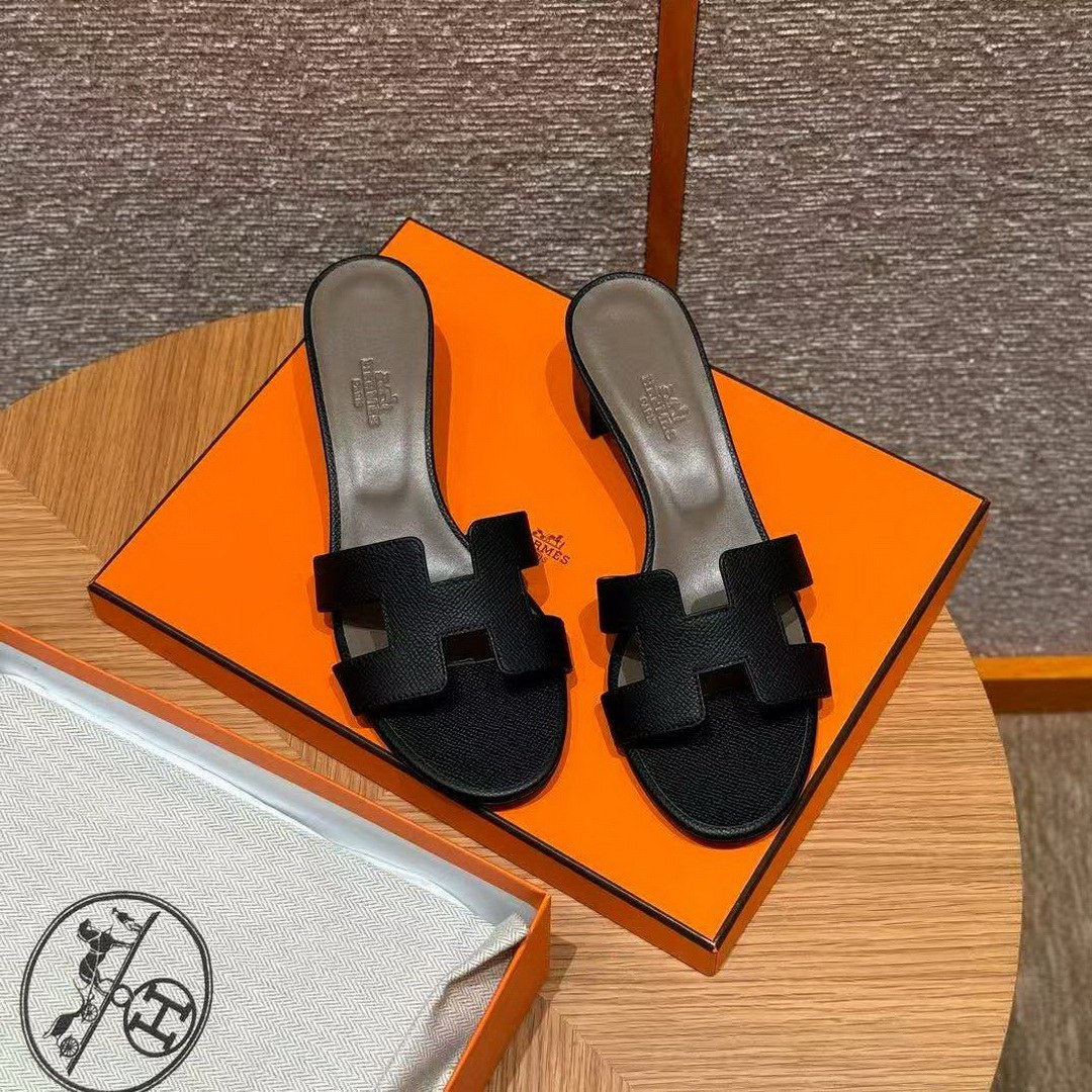 Hermes Oasis Sandal Women High Heel Sandal in Epsom Heritage Calfskin Black Etoupe - Image 4