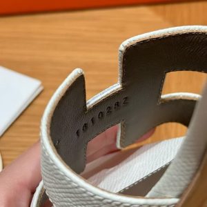 Hermes Oasis Sandal Women High Heel Sandal in Epsom Heritage Calfskin Blanc - Image 7