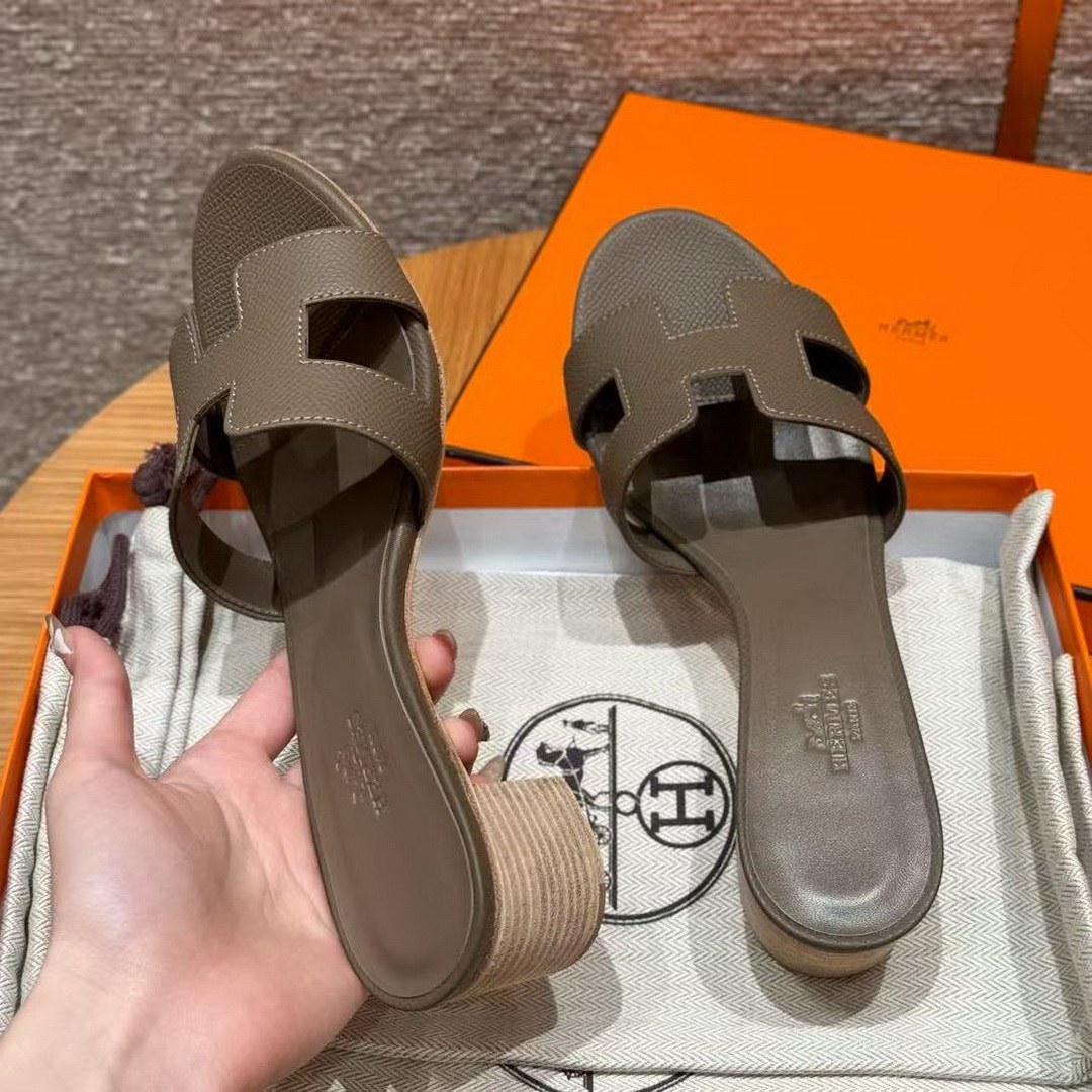 Hermes Oasis Sandal Women High Heel Sandal in Epsom Heritage Calfskin Etoupe H151215Z X3350 - Image 14