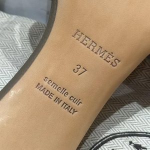 Hermes Oasis Sandal Women High Heel Sandal in Epsom Heritage Calfskin Gris Asphalte - Image 11