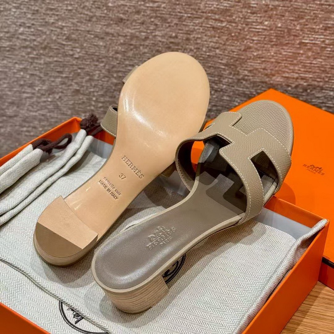 Hermes Oasis Sandal Women High Heel Sandal in Epsom Heritage Calfskin Trench Etoupe - Image 13