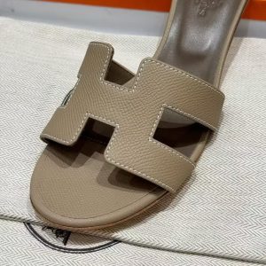 Hermes Oasis Sandal Women High Heel Sandal in Epsom Heritage Calfskin Trench Etoupe - Image 12