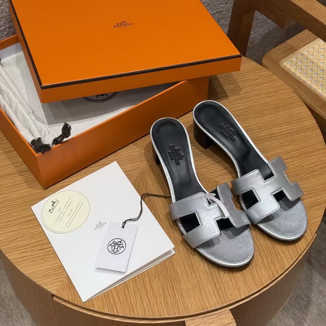 Hermes Oasis Sandal Women High Heel Sandal in Goatskin with Metallic Finish Gris Argenté H261186Z 52350 - Image 10